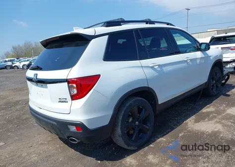 2021 Honda Passport Awd Elite z USA, uszkodzony, nr VIN 5FNYF8H08MB028138
